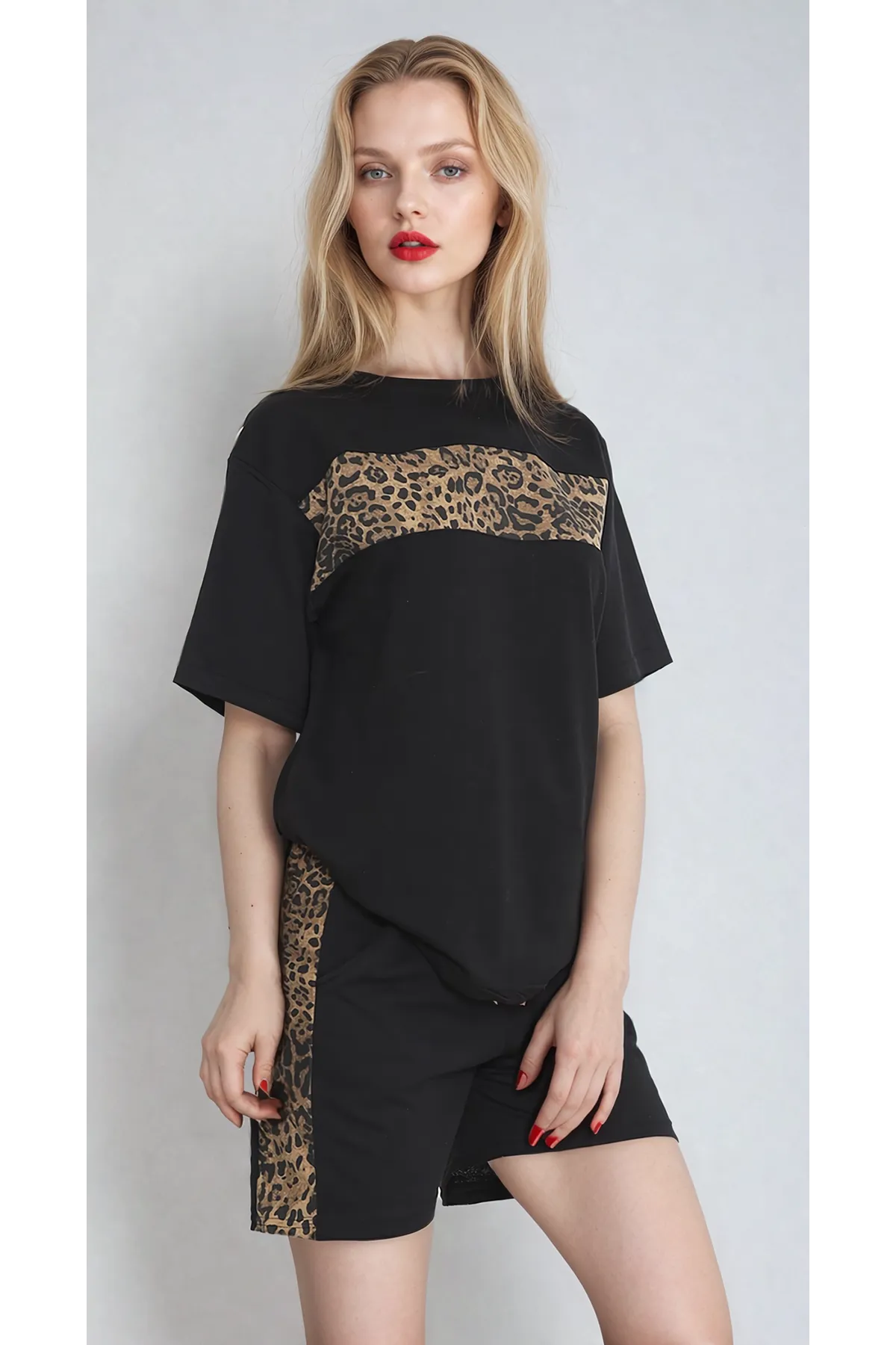 Women's Black Leopard Patterned Short Sleeve Summer Shorts Sweatsuit