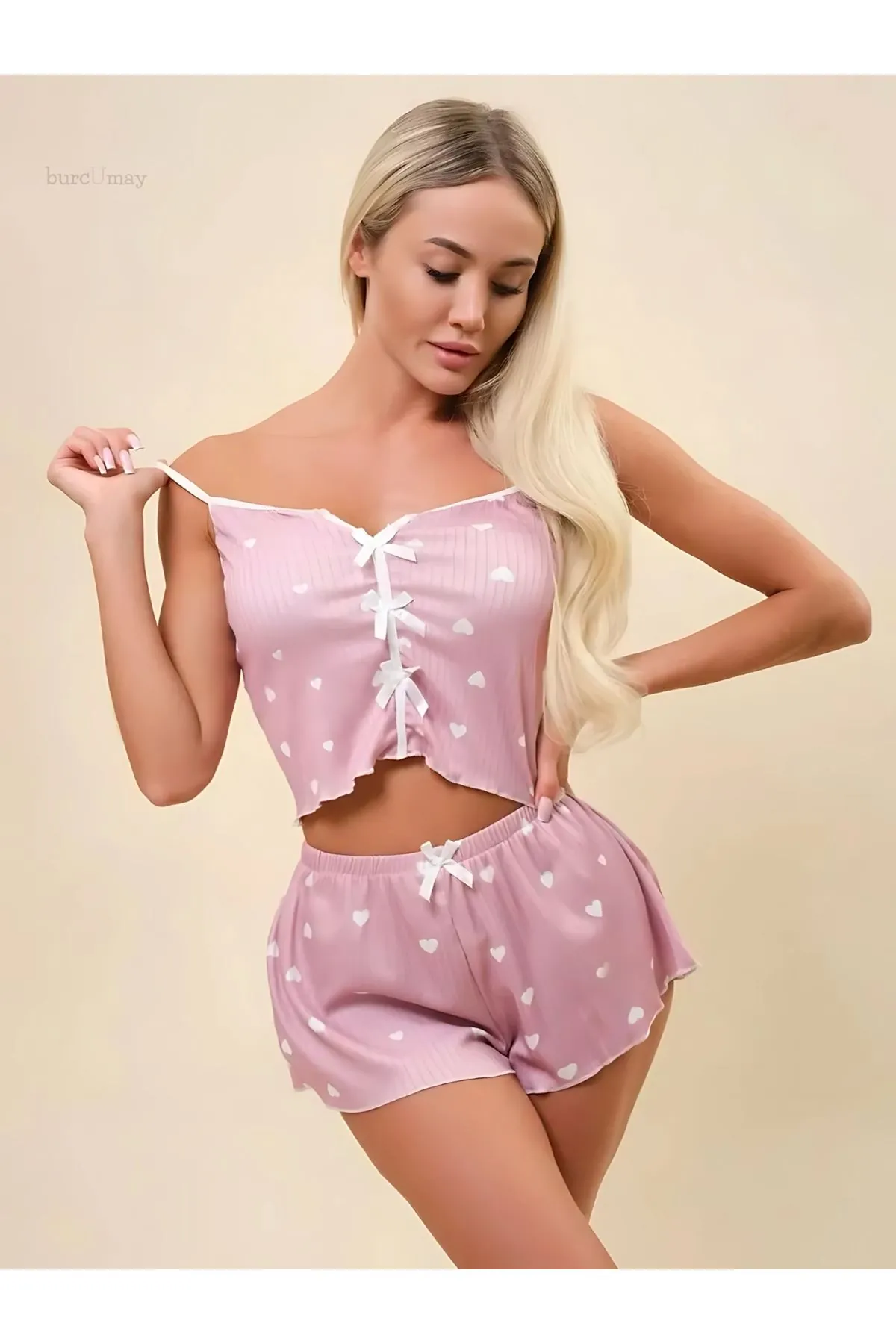 Kadın Kalpli Yazlık Şortlu Askılı Kolsuz Desenli Pembe Mini Crop Seksi Pijama Takımı