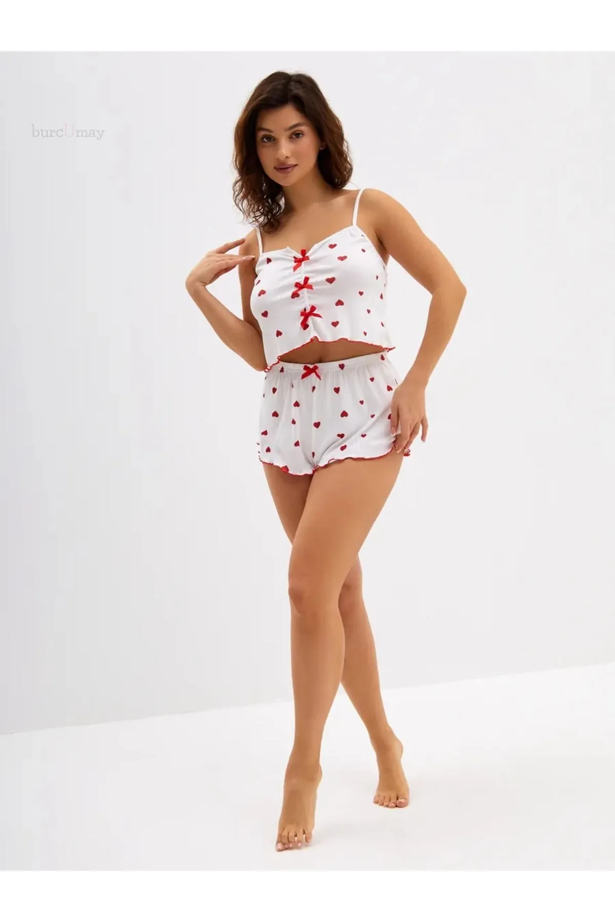 Kadın Kalp Desenli Yazlık Şortlu Askılı Kolsuz Desenli Beyaz Mini Crop Seksi Pijama Takımı