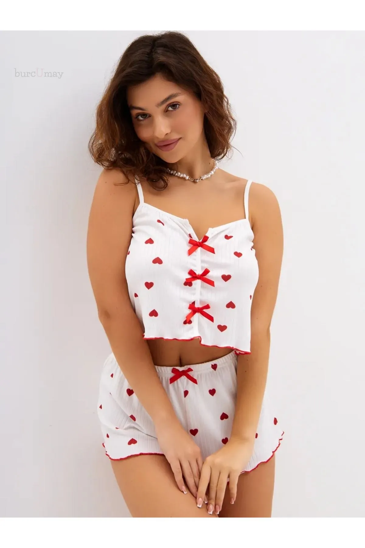 Kadın Kalp Desenli Yazlık Şortlu Askılı Kolsuz Desenli Beyaz Mini Crop Seksi Pijama Takımı