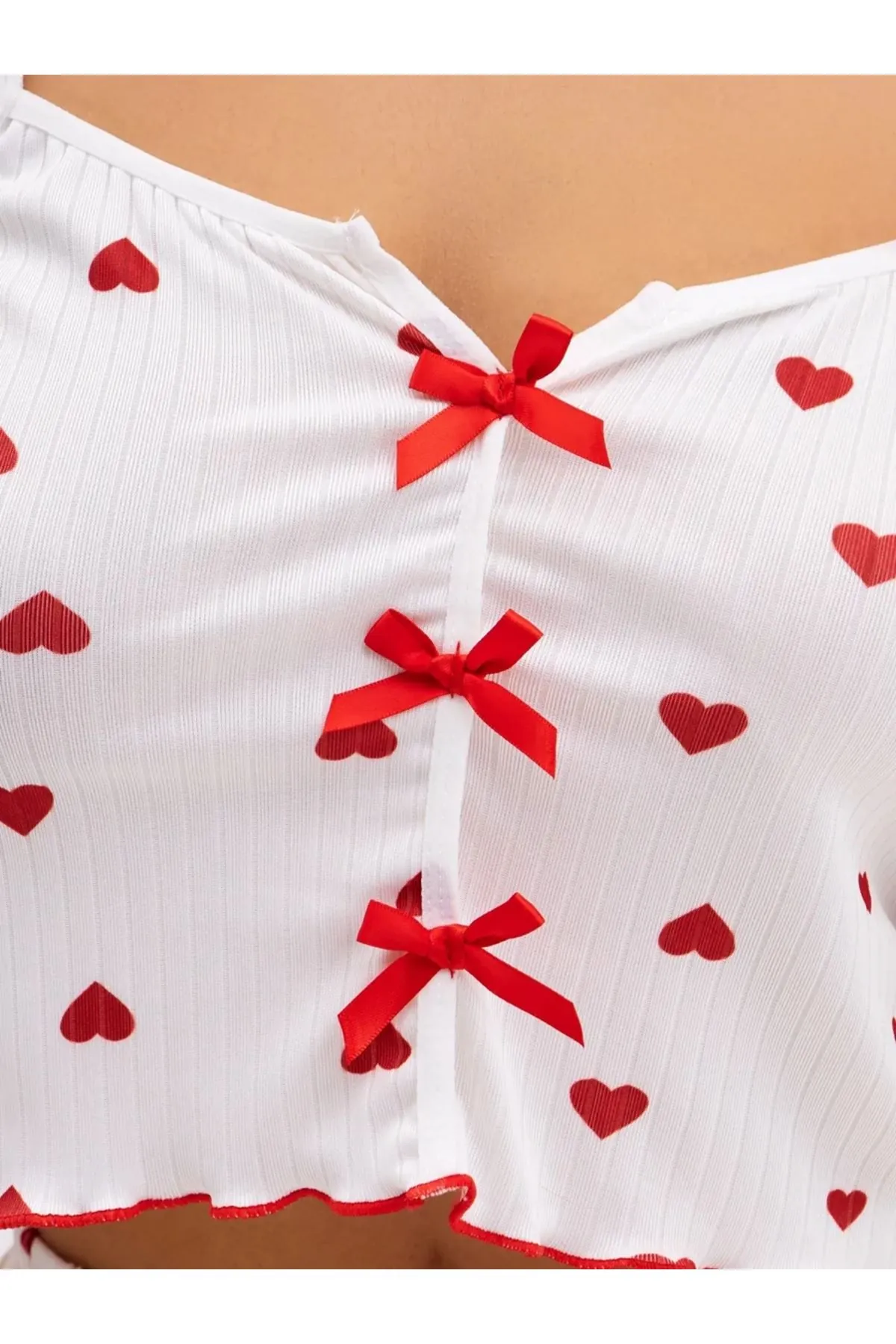 Kadın Kalp Desenli Yazlık Şortlu Askılı Kolsuz Desenli Beyaz Mini Crop Seksi Pijama Takımı