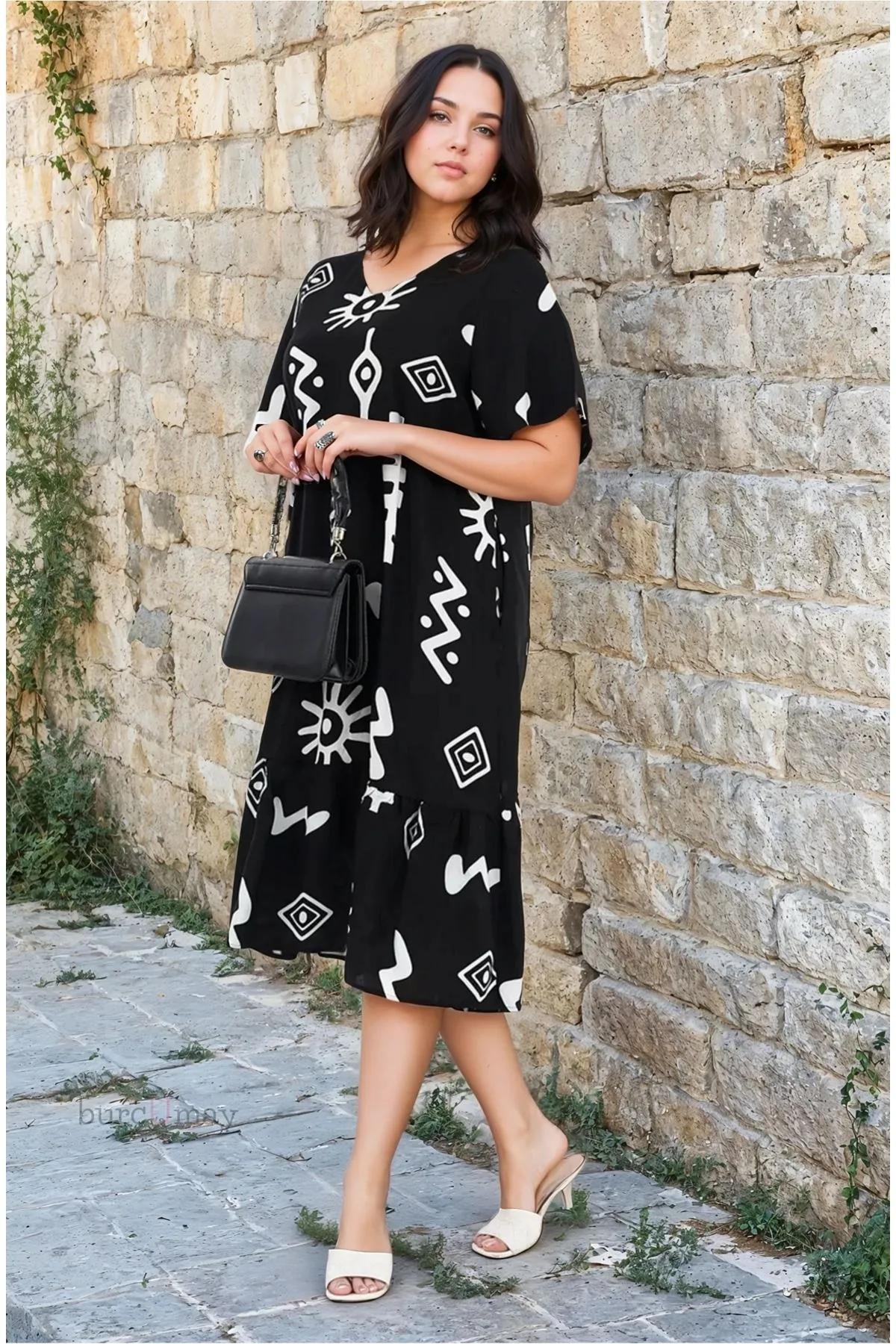 Women's Plus Size Black Ethnic Print Viscose Dress — V-Neck, Pockets & Frill Hem