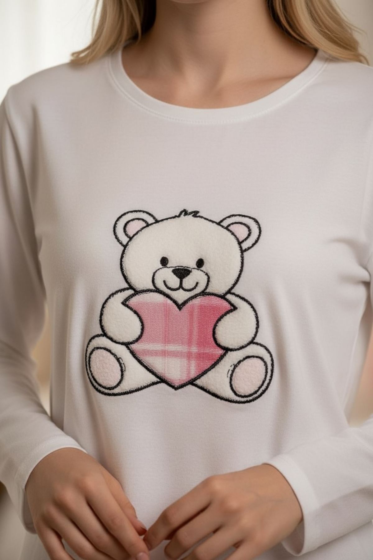 Kadın Ayıcıklı Nakışlı Kalpli Pamuklu Uzun Kollu Mevsimlik Sevgililer Günü Hediyesi Pijama Takımı