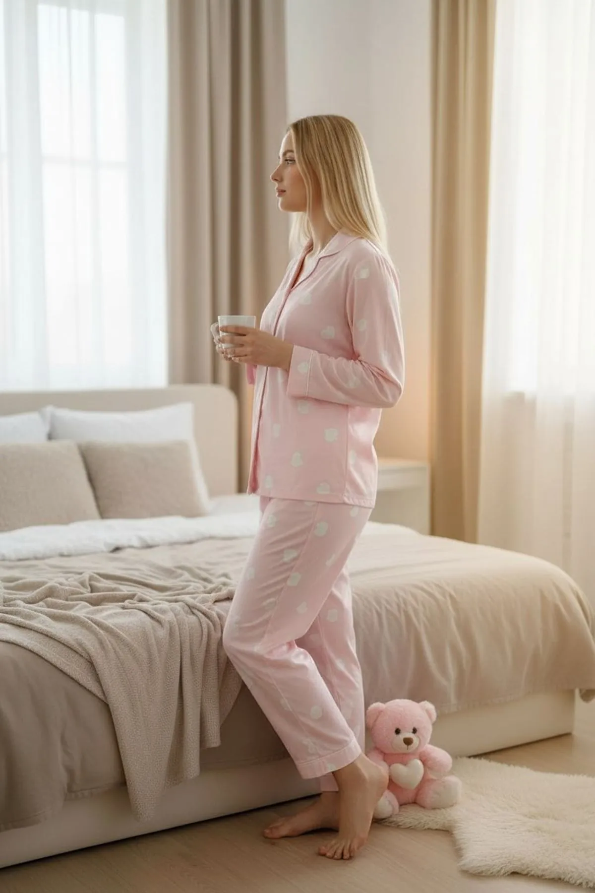 Kadın Kalpli Desenli Süet Gömlek Yaka Uzun Kol Pembe Kışlık Pijama Takımı