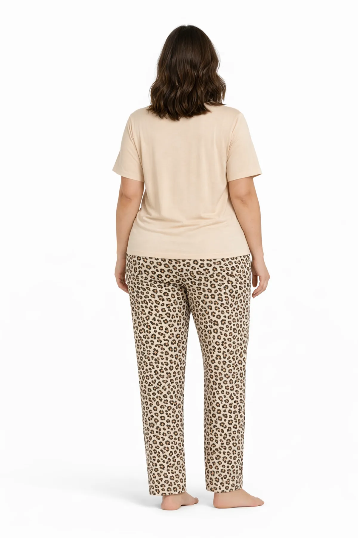 Büyük Beden Leoparlı Rahat Kesim Milan Kumaş Desenli Kadın Pijama Takımı 