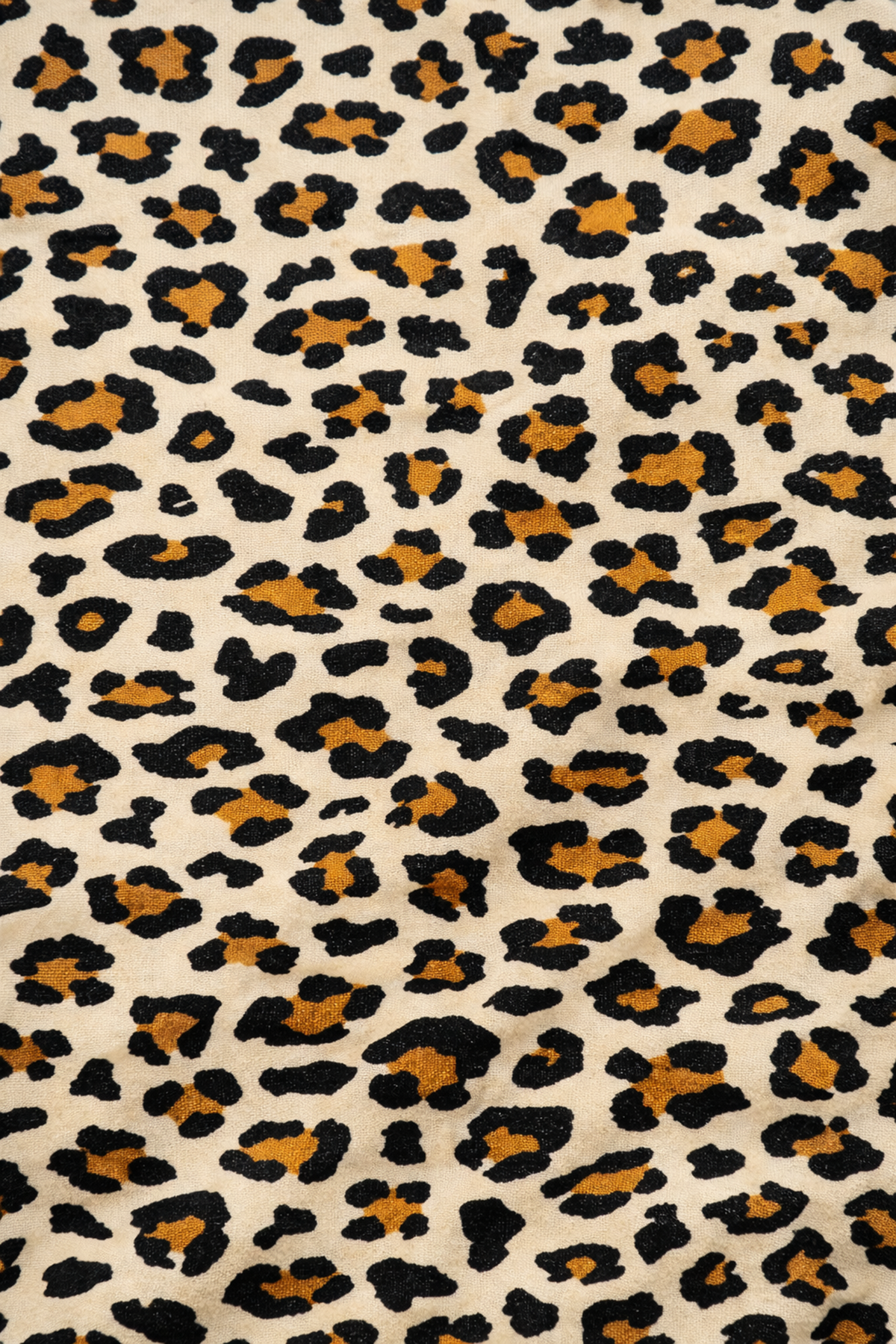 Büyük Beden Leoparlı Rahat Kesim Milan Kumaş Desenli Kadın Pijama Takımı 