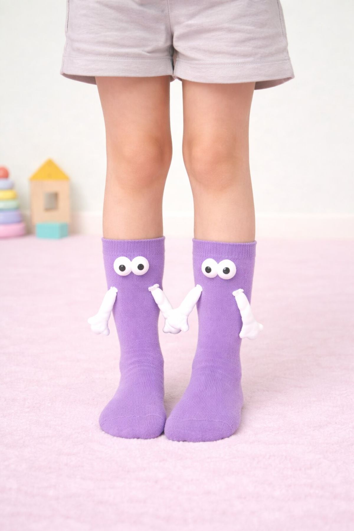 Lila El Ele Tutuşan Mıknatıslı 3D Çocuk Çorap Pamuklu