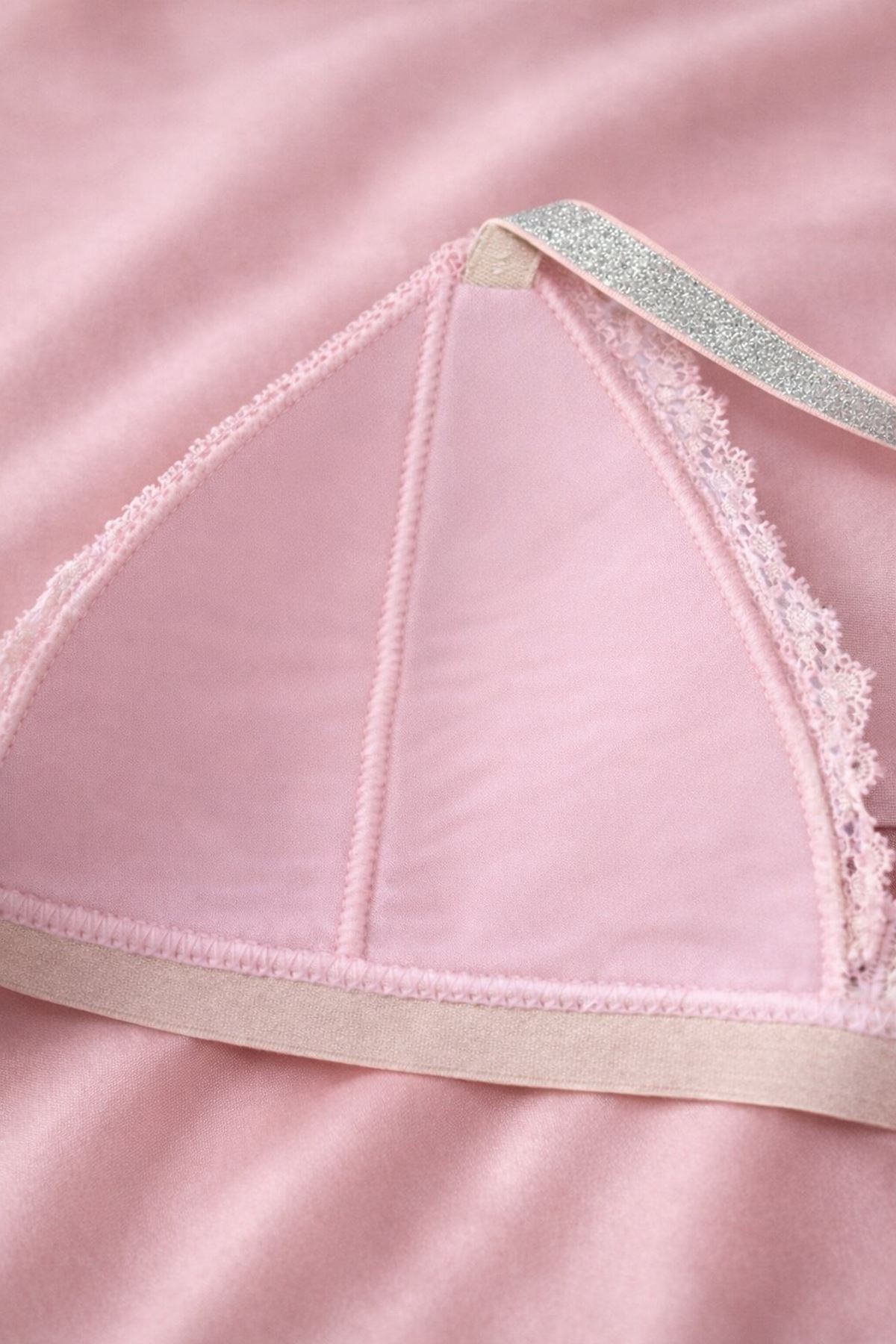 Kadın Pembe Dantel Sütyen Simli Askı ve Kalp Detaylı