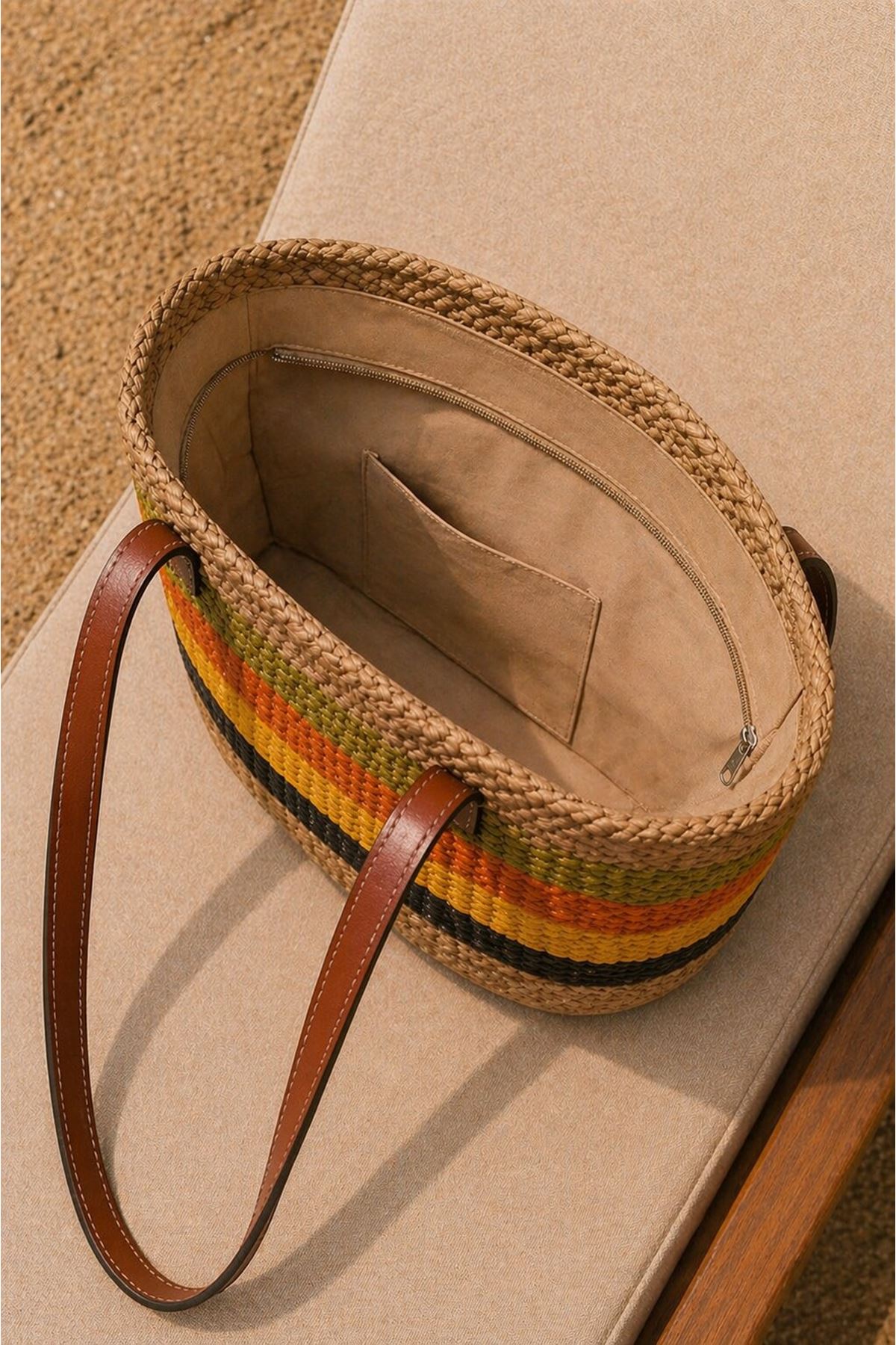 Women’s Straw Shoulder Bag Colorful Stripe Detail Beach & Holiday Tote