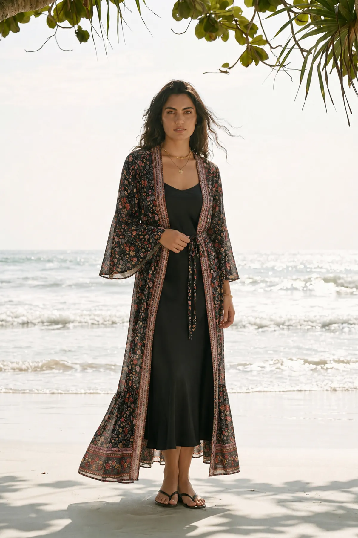 Çiçekli Siyah Viskon Kimono Elbise Yazlık Uzun Kruvaze Yaka Kuşaklı Bohem Model