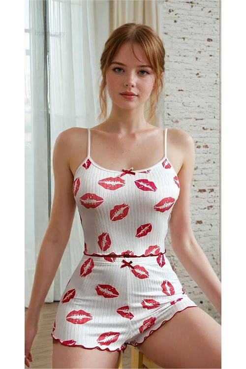 Kadın Beyaz Yazlık Şortlu Askılı Kolsuz Desenli Mini Crop Pijama Takımı