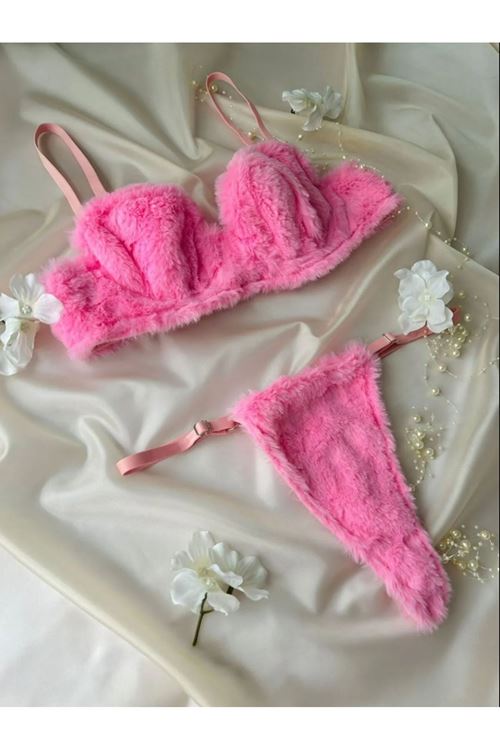 Pembe Peluş Sütyen ve String Takımı Kadın İç Çamaşırı Seti