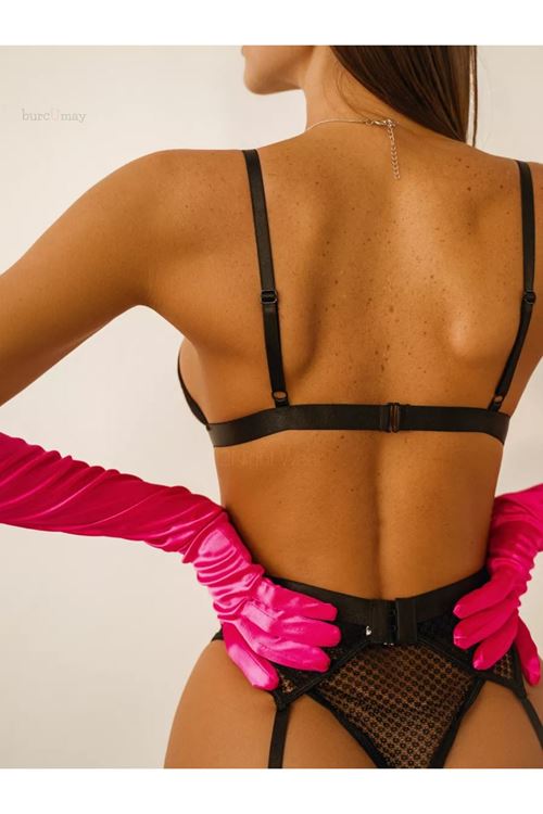 Kadın Siyah Seksi Fileli Fantezi Jartiyer Sütyen String İç Çamaşır Takımı