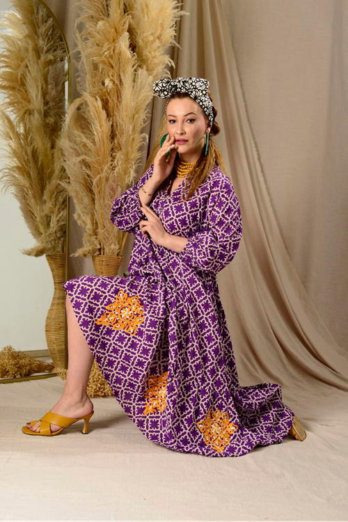  Kadın Desenli Mor İşlemeli Pamuklu Jalabiya Mütevazı Cepli Uzun Gömlek Elbise