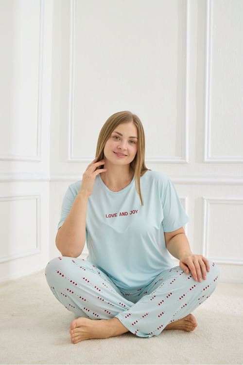 Kadın Desenli Mavi Kısa Kollu Esnek Yumuşak Dokulu Milan Kumaş Yazlık Büyük Beden Pijama Takımı