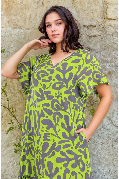 Kadın Desenli Kısa Kol Yeşil Cepli Fırfırlı Büyük Beden Elbise Viskon Yazlık Plaj Tatil Elbisesi