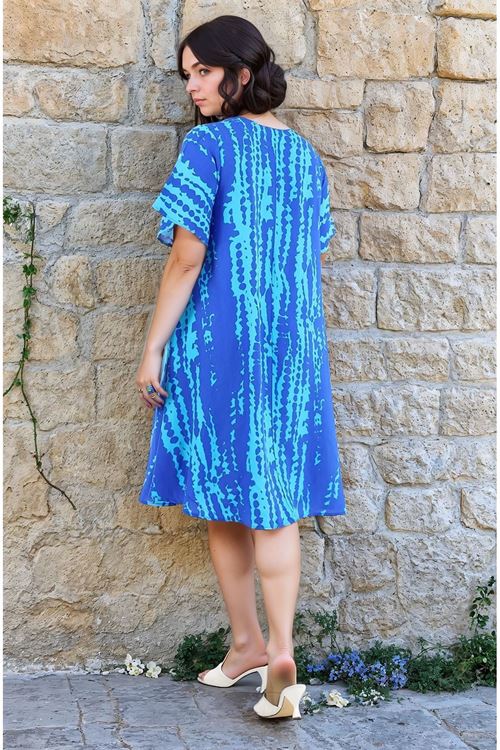 Kadın Büyük Beden Kare Yaka Kısa Kol Desenli Midi Viskon Elbise Mavi İnce Plaj Tatil Elbisesi
