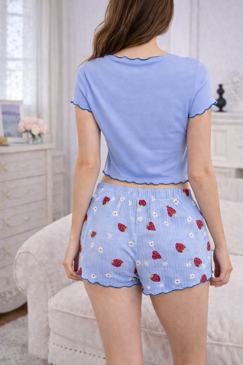 Kadın Mavi Çilek Desenli Yazlık Şortlu Pijama Takımı Kısa Kollu Rahat Ev Giyim
