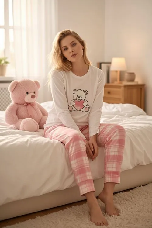 Kadın Ayıcıklı Nakışlı Kalpli Pamuklu Uzun Kollu Mevsimlik Sevgililer Günü Hediyesi Pijama Takımı