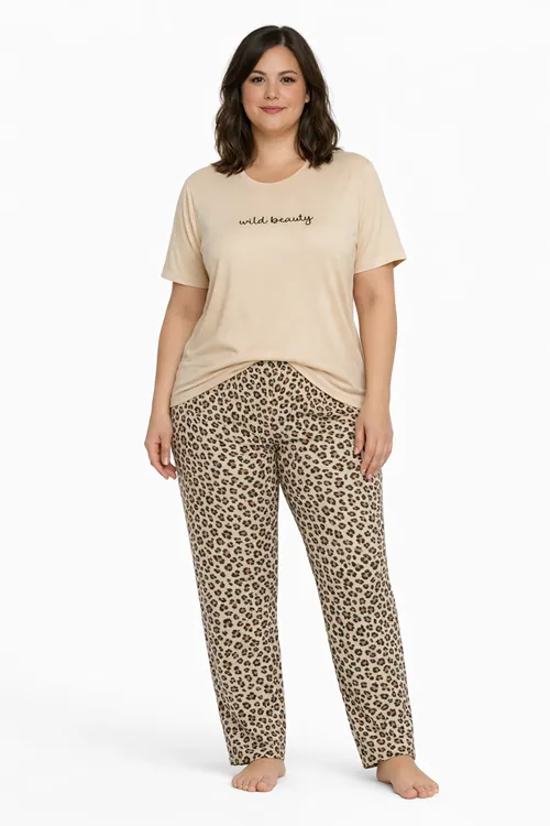 Büyük Beden Leoparlı Rahat Kesim Milan Kumaş Desenli Kadın Pijama Takımı 