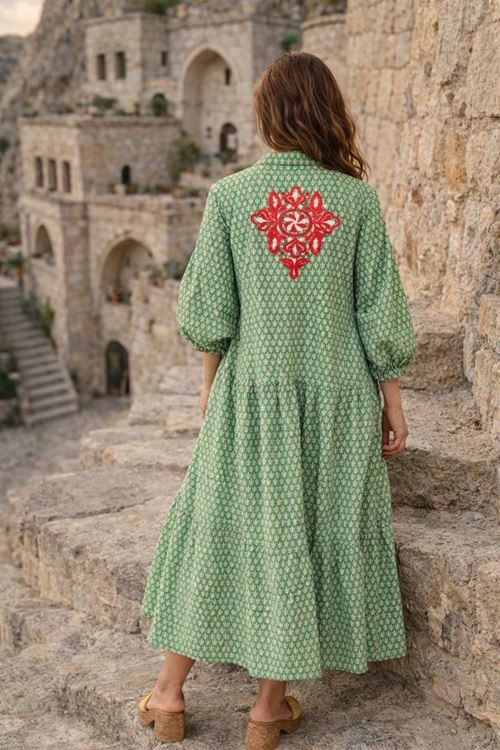 %100 Pamuklu Gizli Cepli ve Nakışlı Desenli Yeşil Hamile Gömlek Elbise