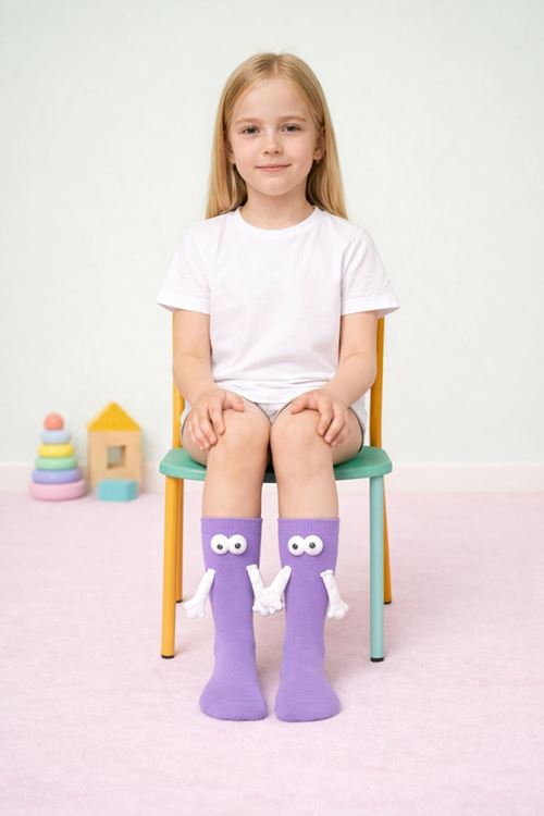 Lilac Hand-Holding Magnetic 3D Kids Socks Cotton