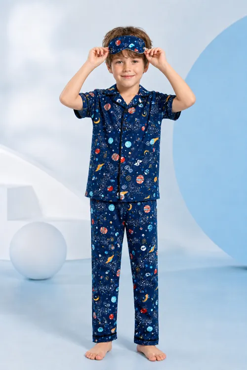 Erkek Çocuk Lacivert Uzay Temalı Düğmeli Pijama Takımı Yazlık Pamuklu Kısa Kollu Uyku Bantlı