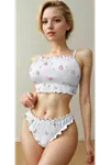 Kadın Çiçek Desenli Beyaz Kolsuz Rahat Crop Pijama Takımı