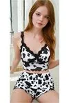Kadın Siyah Beyaz Yazlık Şortlu Askılı Kolsuz Desenli Mini Crop Pijama Takımı