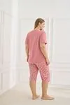 Yumuşak Dokulu Milan Kumaş Diz Altı Esnek Kısa Kollu Pembe Kadın Kapri Büyük Beden Pijama Takımı