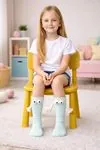 Magnetic Mint Green Kids Socks – Hand-Holding Cotton Model